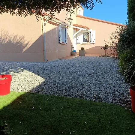 Citronnelle Grande Maison 2 Avec Jardin Proche - Clim - Wifi