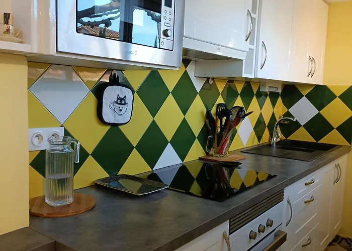 Citronnelle Grande Maison 2 Avec Jardin Proche - Clim - Wifi
